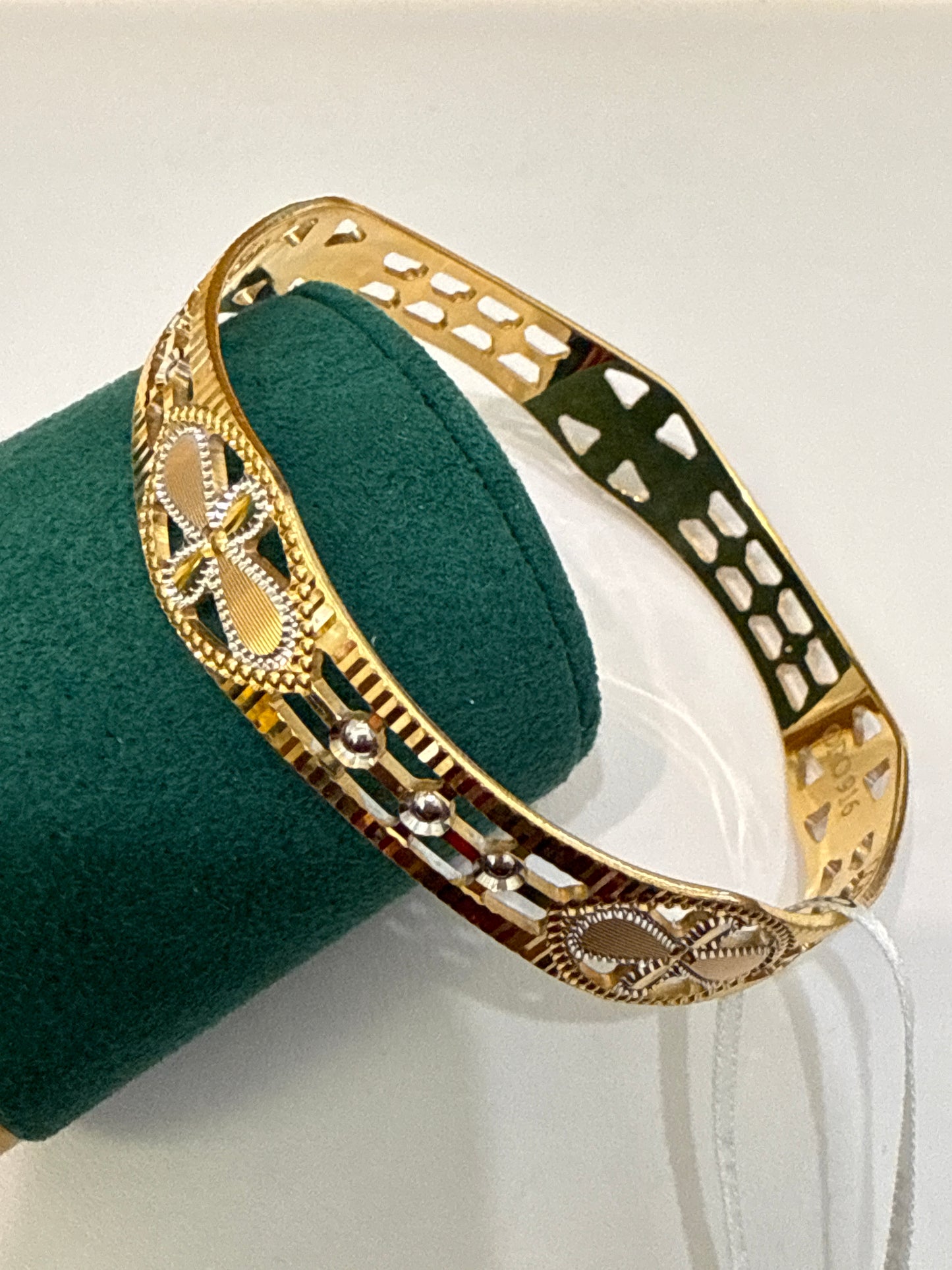 ORO Italian Designer 22K in two Color Rose Gold and Rhodium Plated Stackable Bangle 2.6 inches - 25.9g SKU:BR0068O