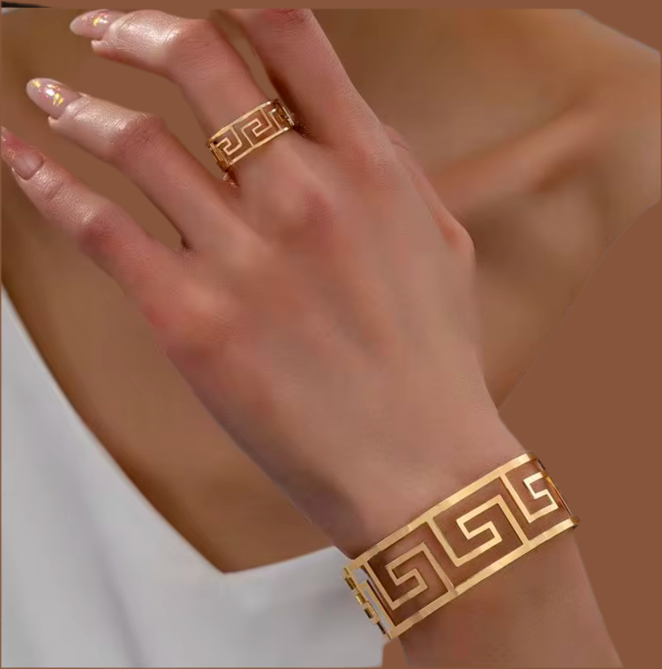 18K Gold Plated Fashion Bracelet & Ring Set (small /medium)