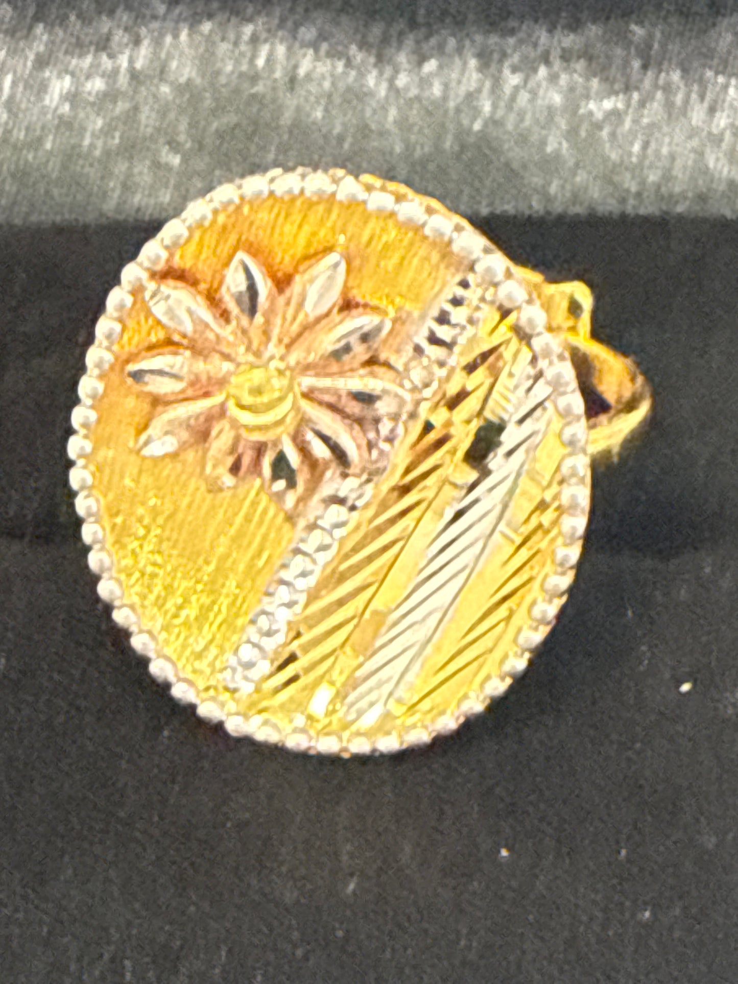 Modern Matt Polished in Rose Gold, Rhodium and Gold, 22K Gold Ring Design, Size adjustable 5-12, 4.7g SKU: R0152W