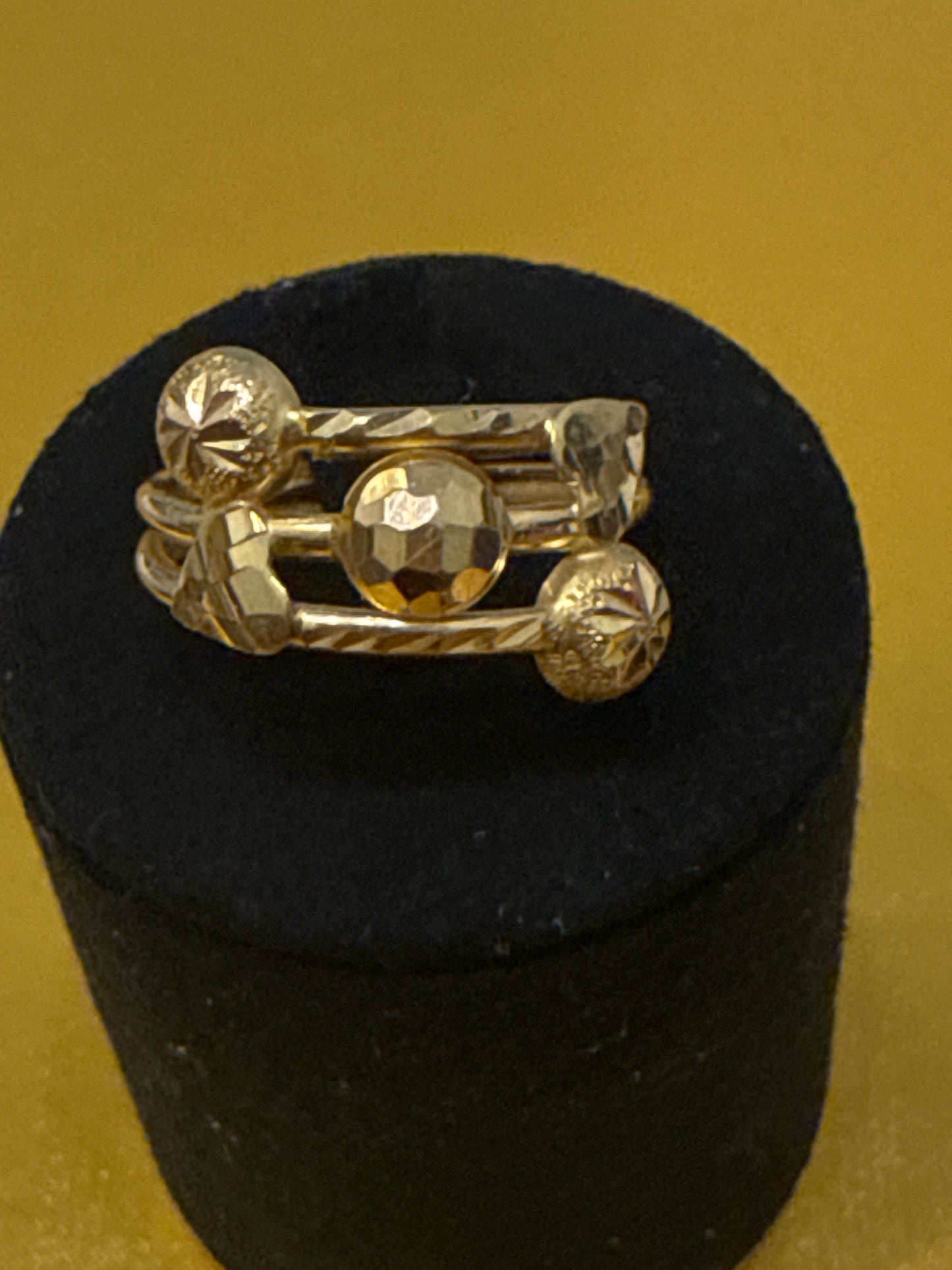 High Polished Reflective Multi-ring Design Elegant Light weight Index Finger Ring with a Modern Twist with 22K Gold Size 9, 3.0g SKU: R0146W