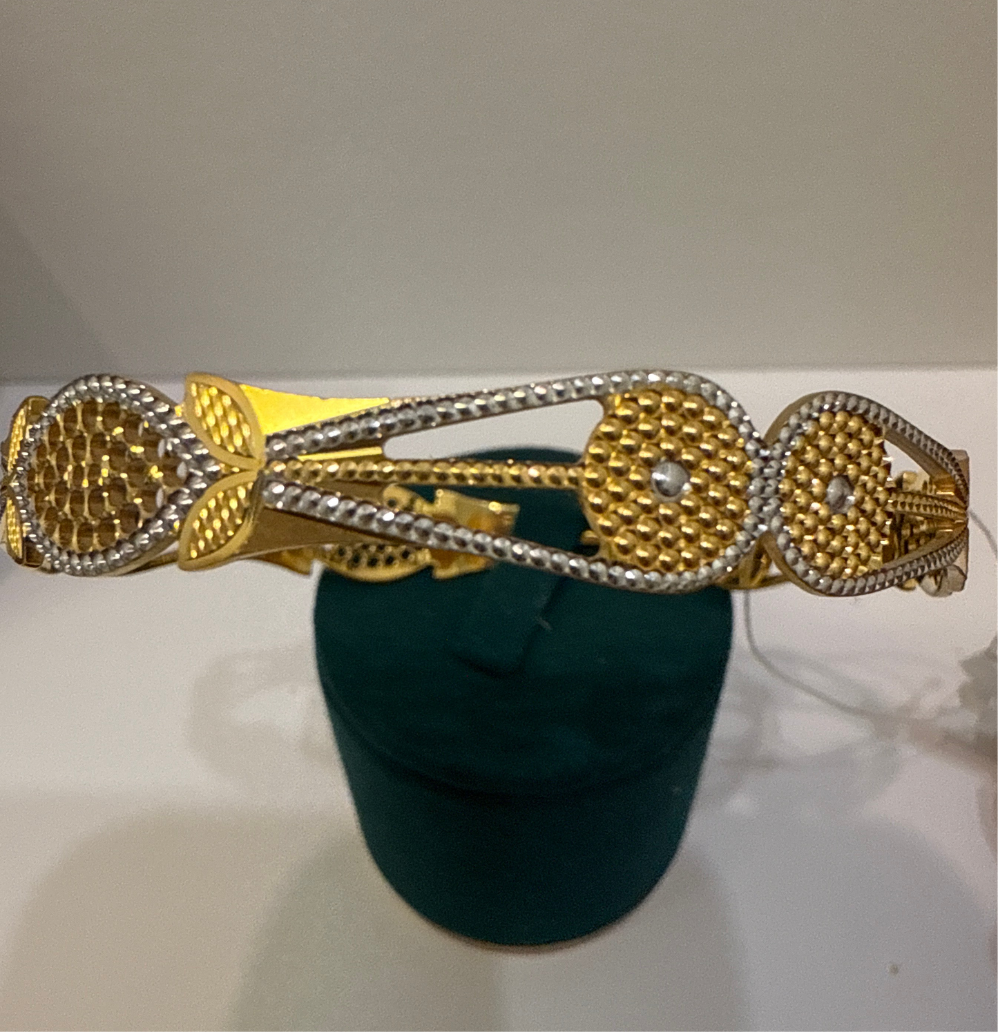 Oro - Italian Designer 22K in two Color Gold and Rhodium Plated Stackable Bangle. 20.35g, 2.6 inches - SKU: BR075