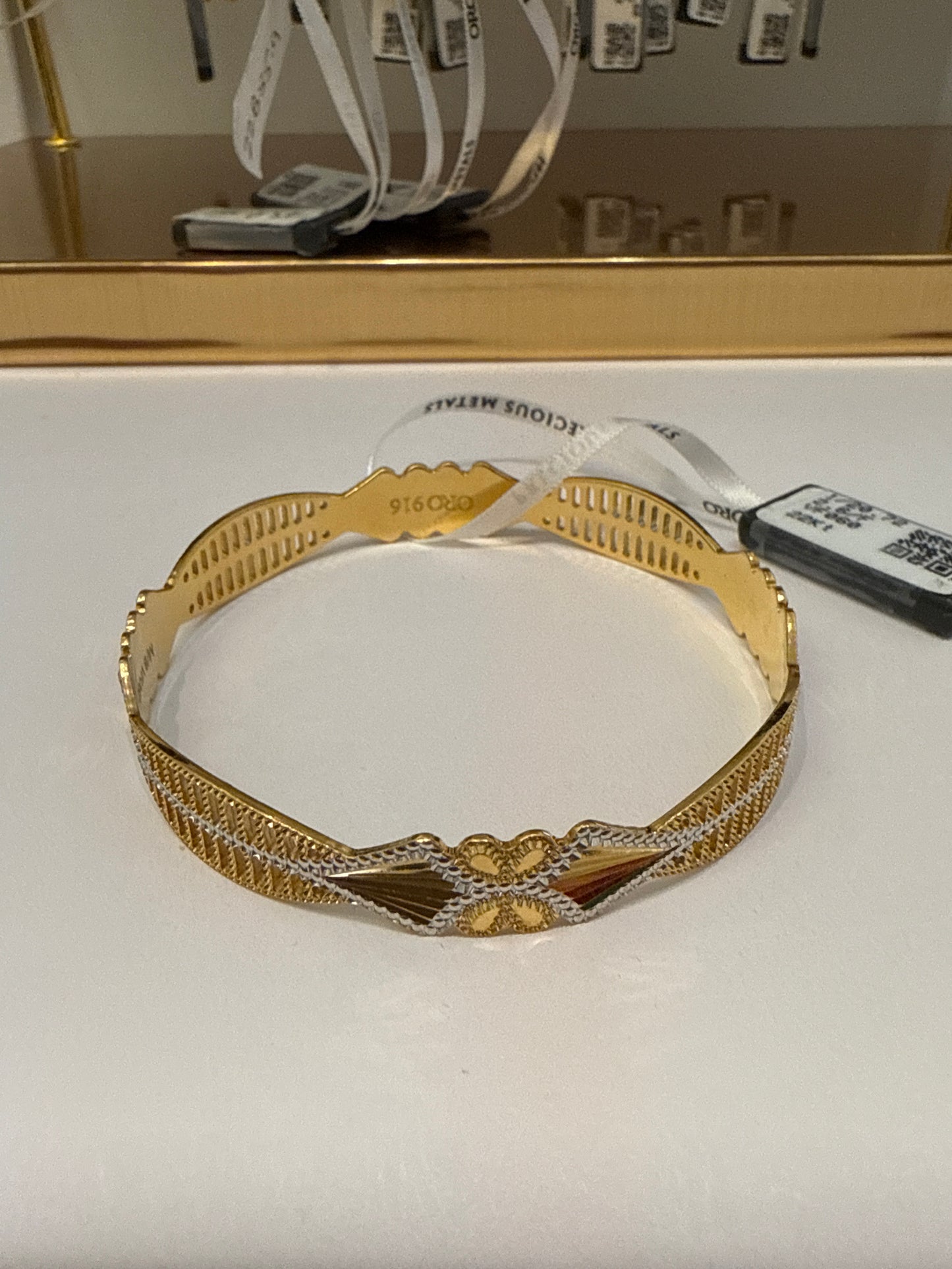 ORO Italian Designer 22K in two Color Yellow Gold and Rhodium Plated Stackable Bangle 2.6 inches - 20.72g SKU:BR0073O