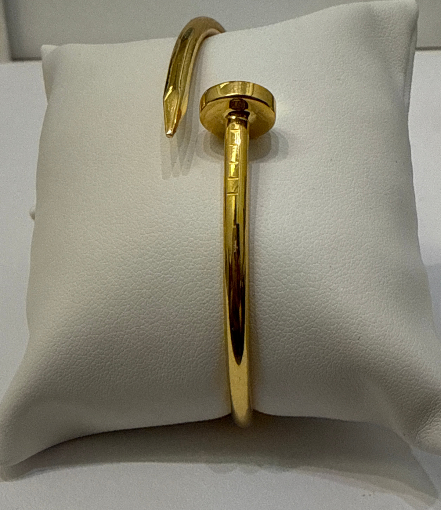 Designer Inspired by JUSTE UN CLOU BRACELET but only Better. Timeless Piece in 22K Yellow Gold Easy on Size 2.7 - 12.3g SKU:BR0042BB.