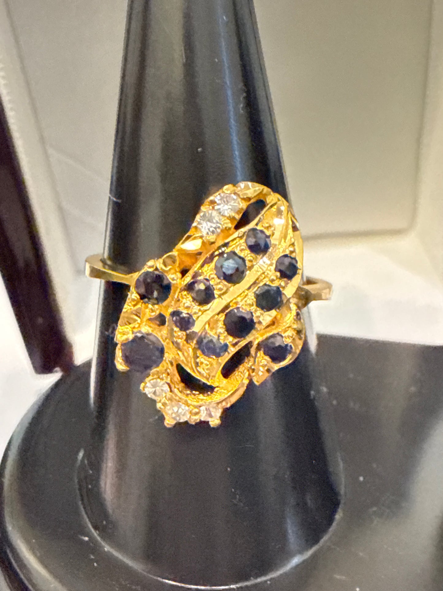 Gemstone Ring 22K Gold 6.5Size , Weight: 3.7g SKU:RW089