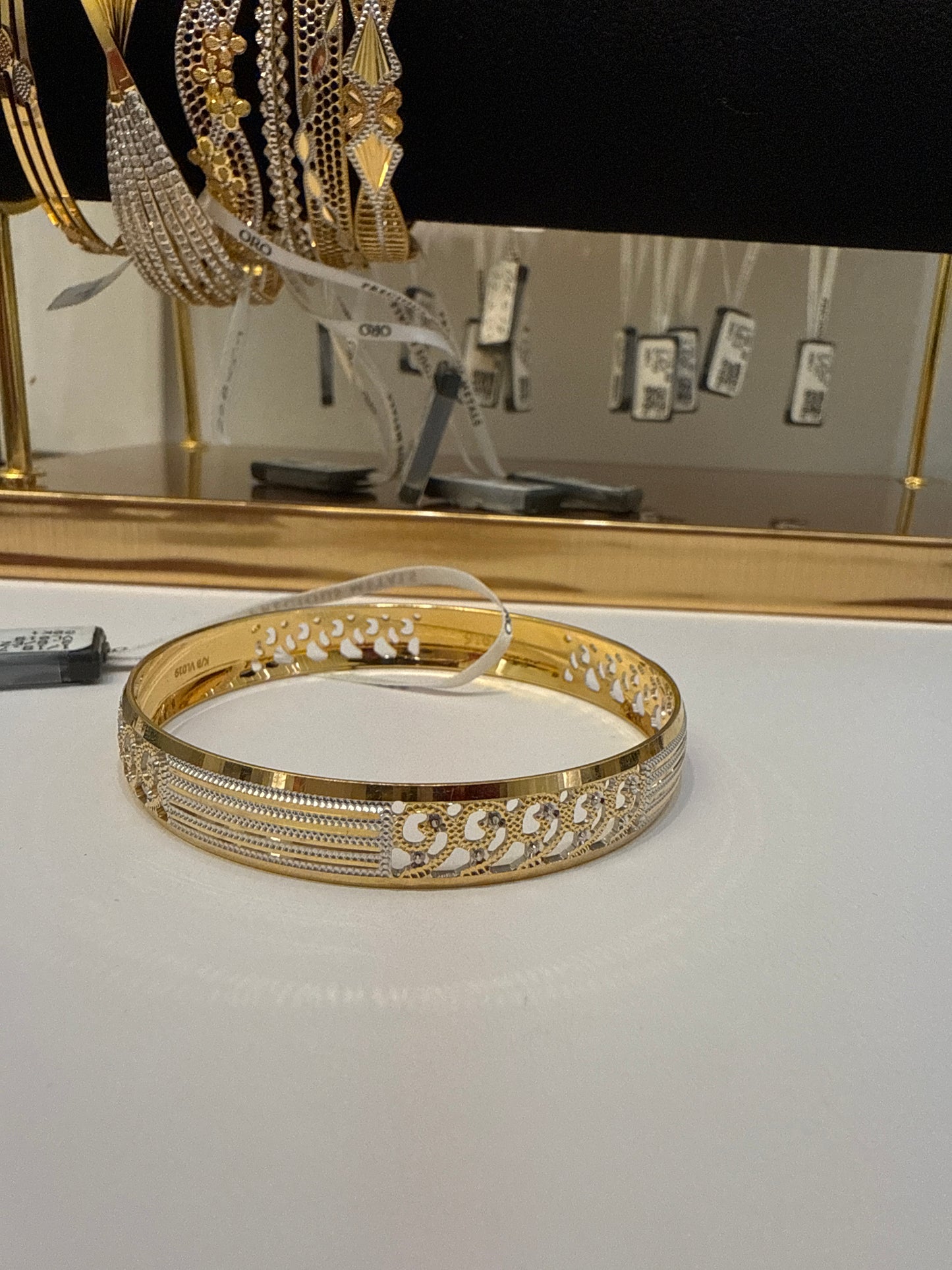 ORO Italian Designer 22K in two Color Yellow Gold and Rhodium Plated Stackable Bangle 2.6 inches - 19.78g SKU:BR00731O