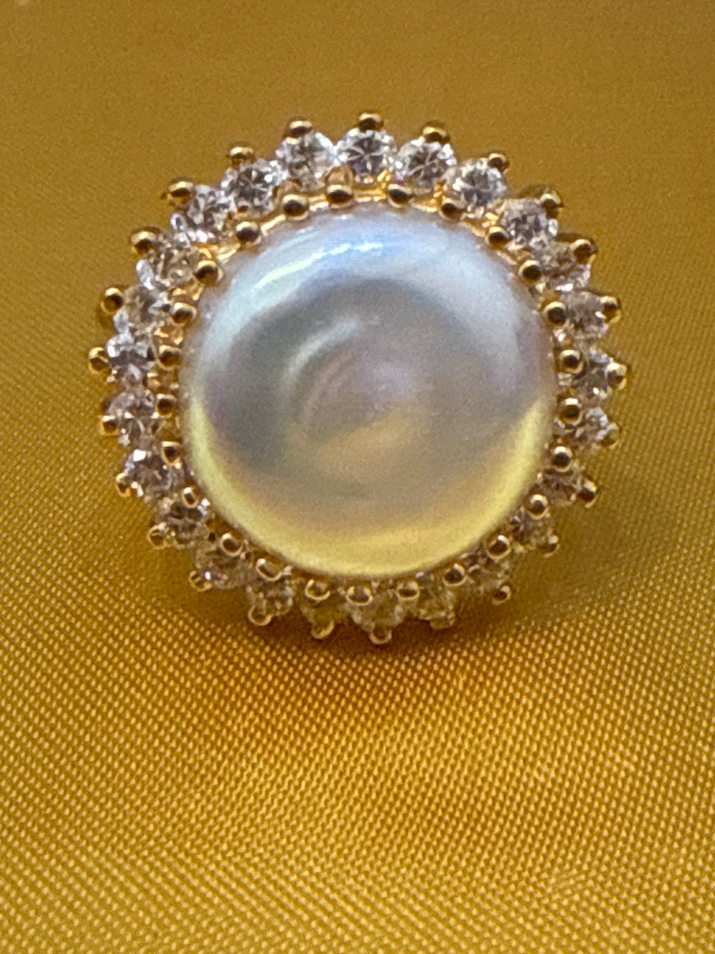 Ring 22K Gold Size5.5, Weight: 8.8g SKU:R111w