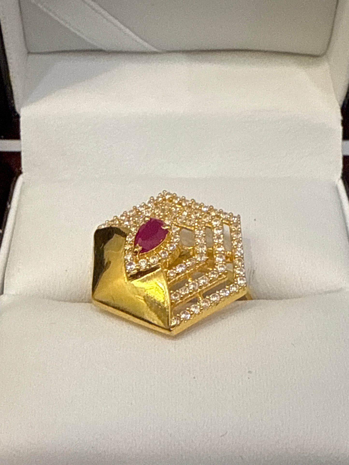 Modern Red & White Ruby and Crystal Stones 0.8 CT Floral Ring 22K Gold Size Adjustable 5-12, 5.1g SKU: R0159W