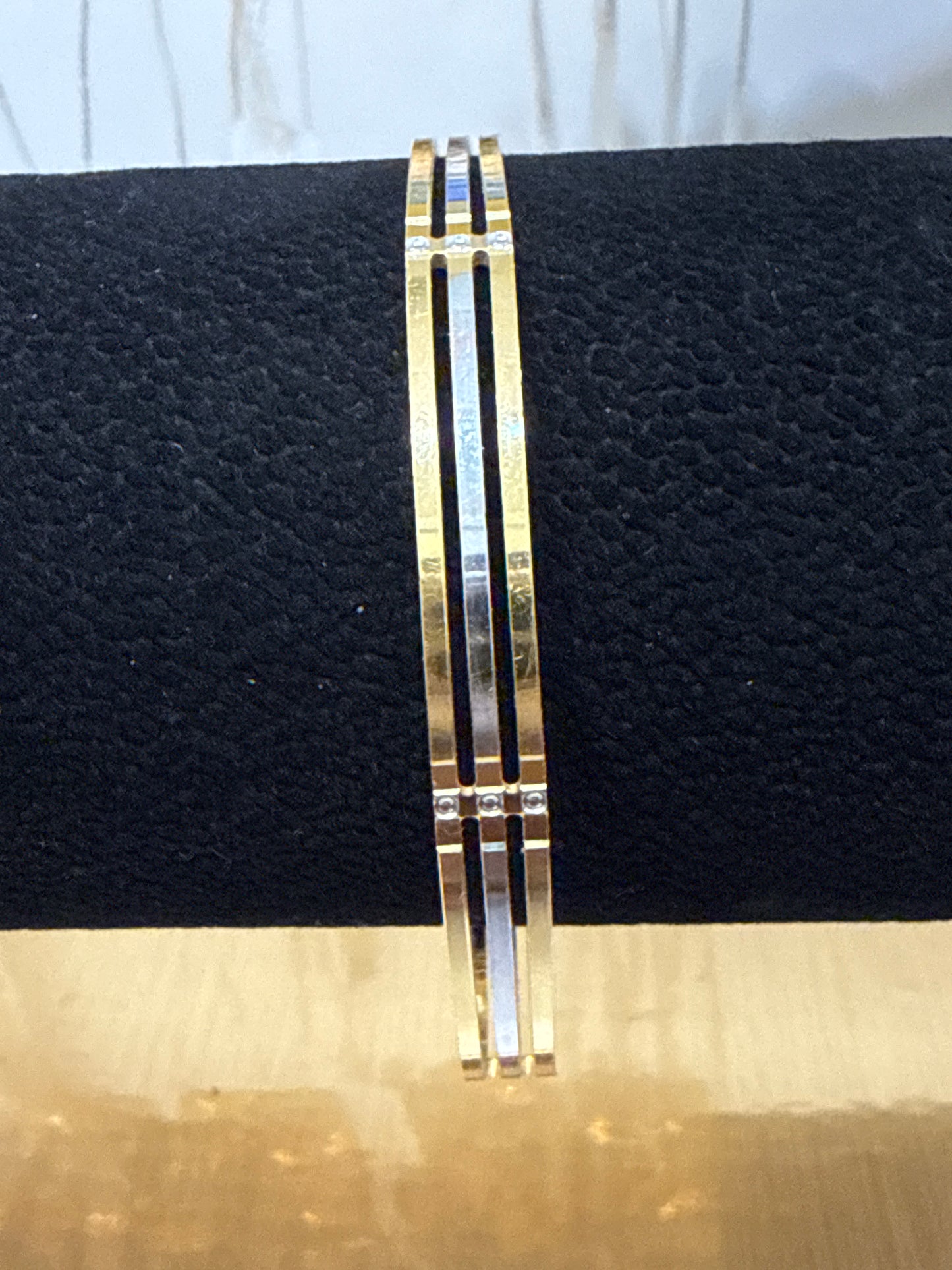 ORO Italian Designer 22K Yellow Gold decorated with Gold and Rhodium Stackable Bangle 2.6 inches - 16.65g SKU:BR0069O