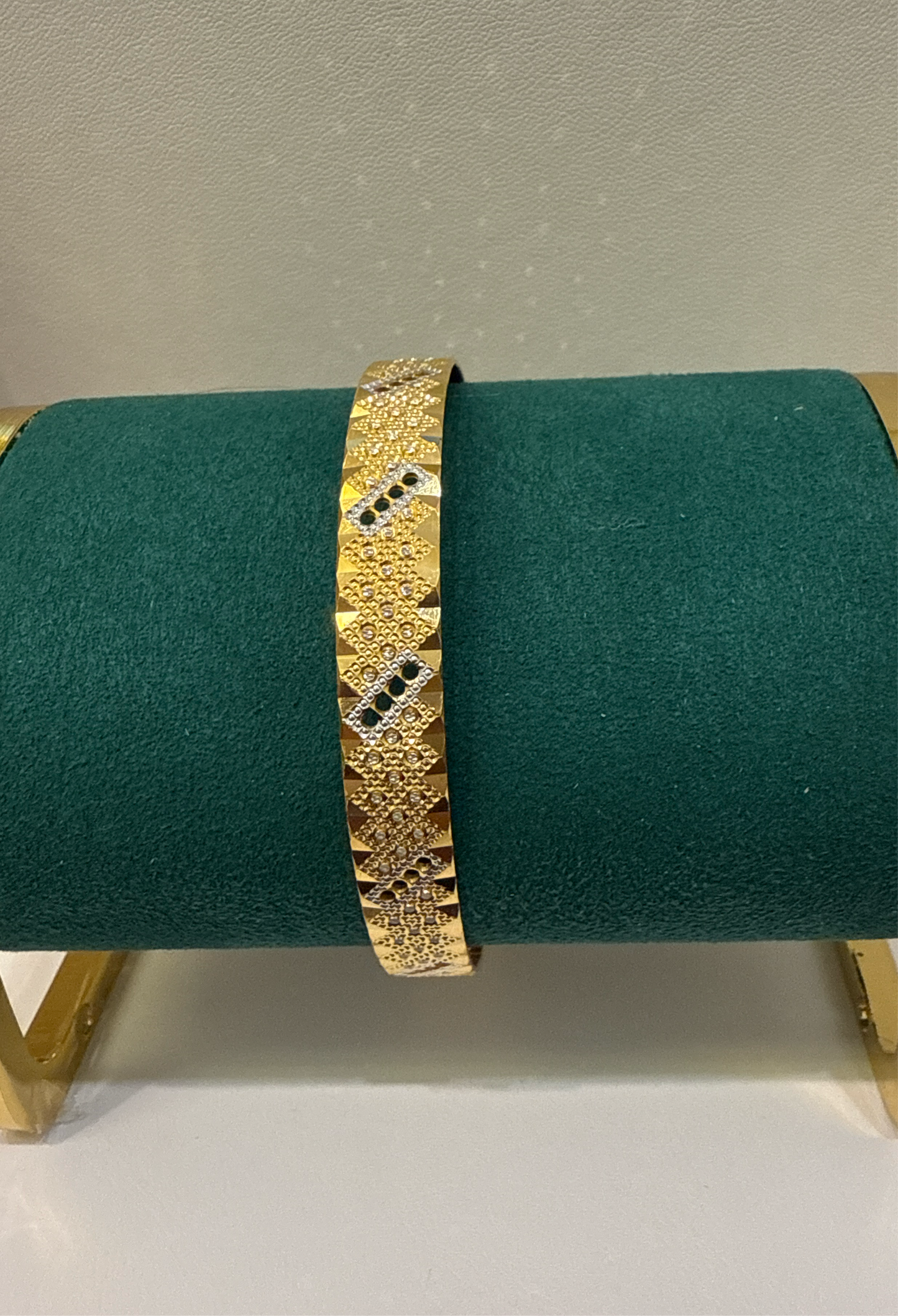 ORO Italian Designer 22K Yellow Gold decorated with Gold and Rhodium Stackable Bangle 2.6 inches - 19.14g SKU:BR0070O