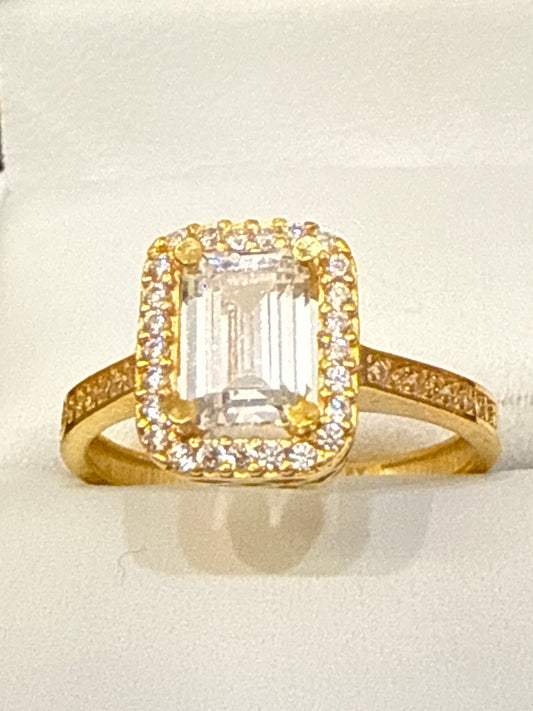 Ring 22K Gold Size8.5, Weight: 3.7g  SKU:R139