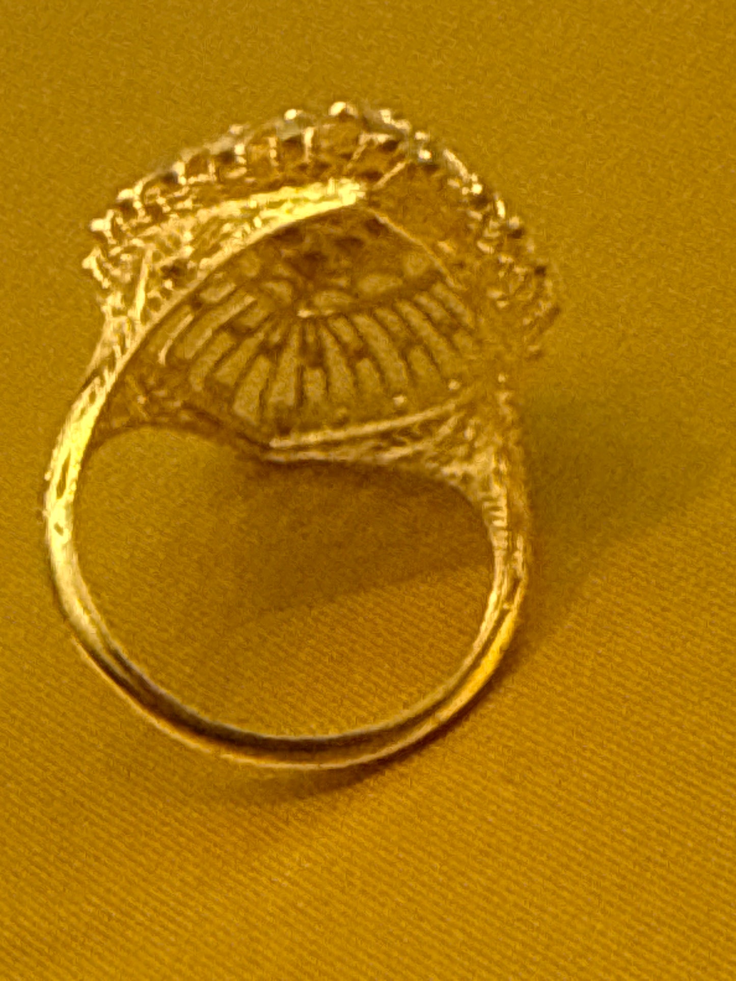High Polished Reflective Marquise shape Open Gallery with Filigree Italian Designer inspired Elegant Light a weight Party Ring with a Modern Twist with 22K Gold Size 8, 4.7g SKU: R0144W