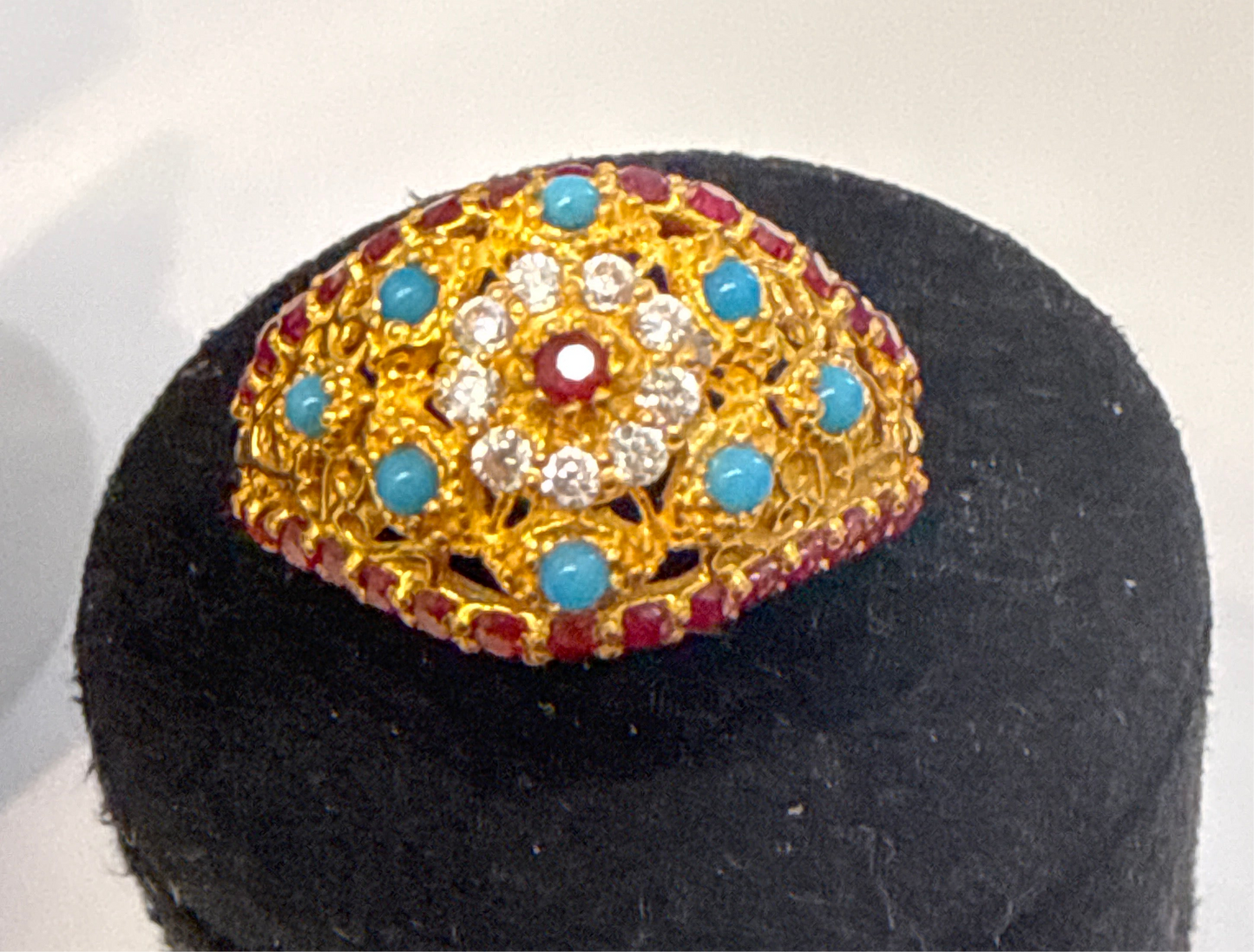 Gemstone Ring 22K Gold 8.5Size , Weight: 4.5g SKU:RW0105