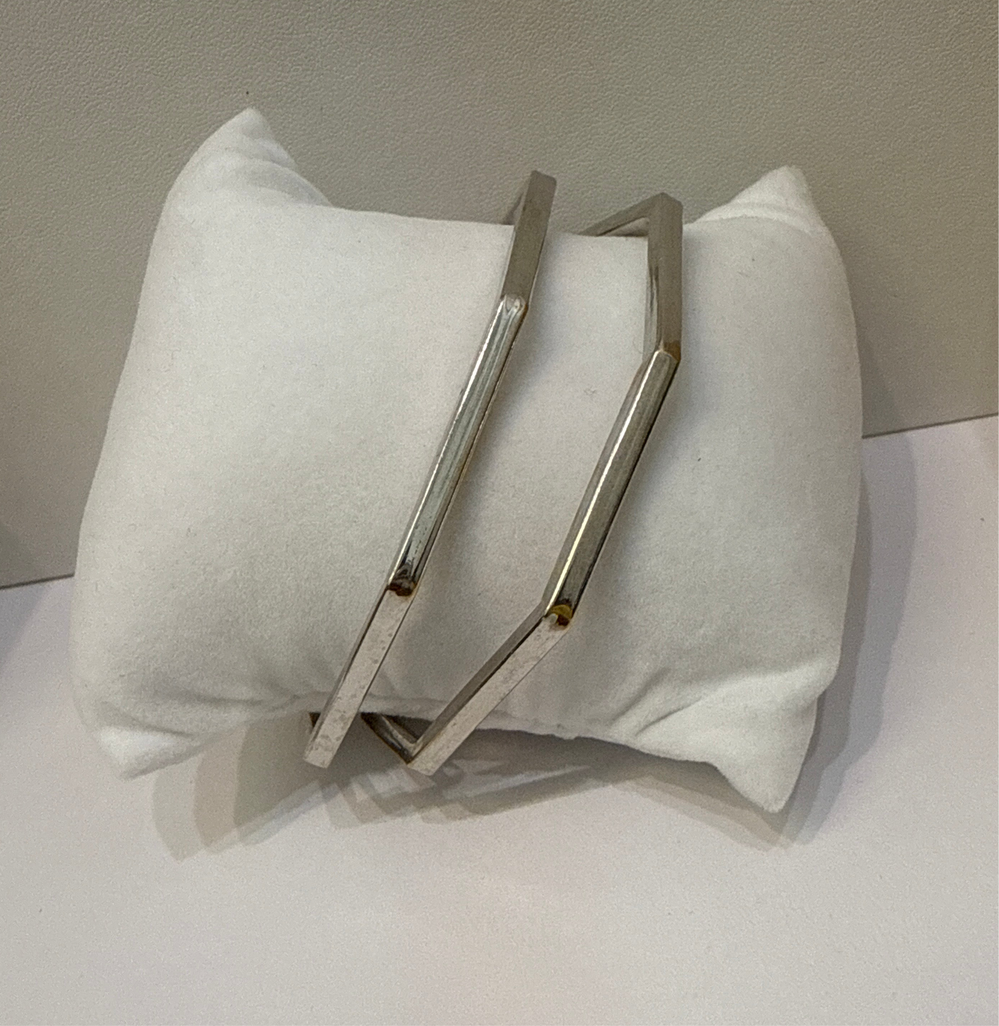 One-of-a-kind Custom Design Hexagon shaped Rhodium Plated in 22K Gold Stackable Bangle. 2.10 inches - 15.6g SKU:BA014