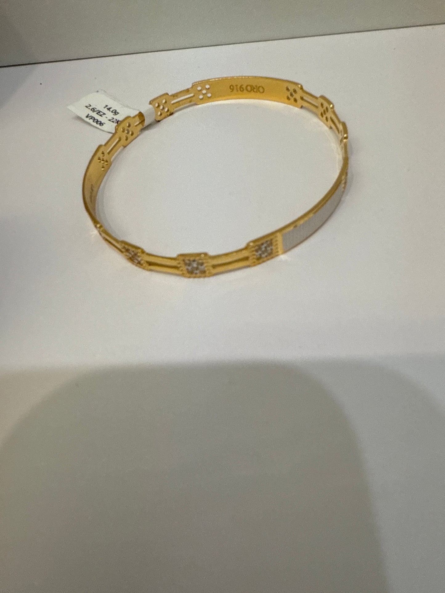 Oro - Italian Designer 22K in two Color Gold and Rhodium Plated Stackable Bangle. 2.6 inches - 14g SKU:BR061