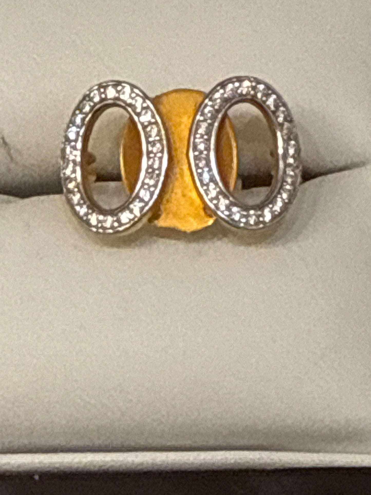 Elegant Designer Inspired Ring with a Modern Twist with 0.5 CT Sapphire in 22K Gold Size 7, 4.0g SKU: R0214W