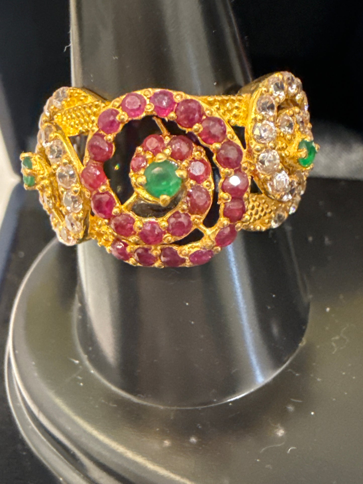 Gemstone Ring 22K Gold Size7.5, Weight: 4.6g SKU:RW091