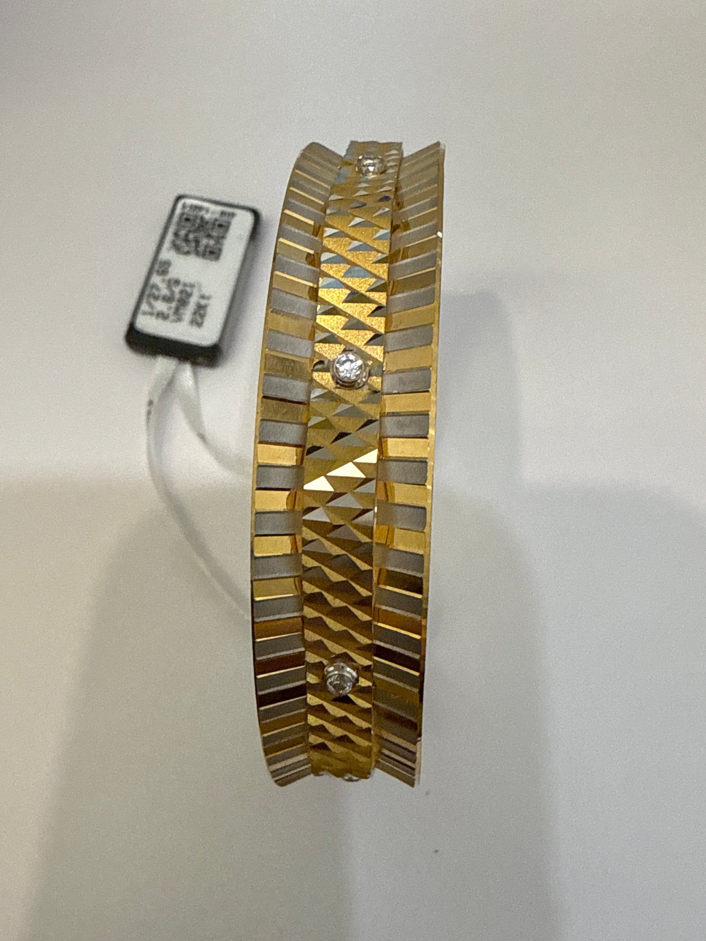 Oro - Italian Designer 22K in two Color Gold and Rhodium Plated Stackable Bangle 2.6 inches - 27.65 g SKU:BR058
