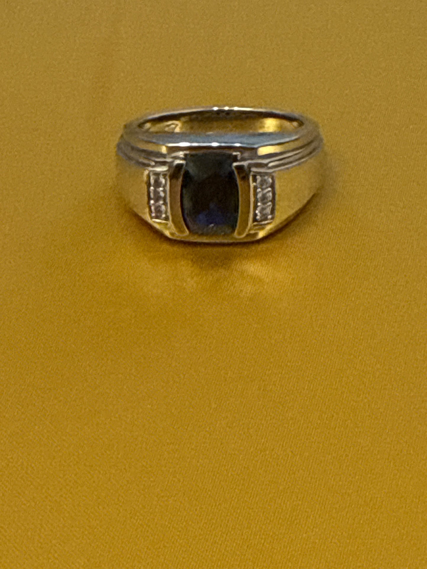 Mens Sterling Silver .30 Diamonds 7 CT Blue Sapphire 11 Weight: 12.4g  SKU: R204MS