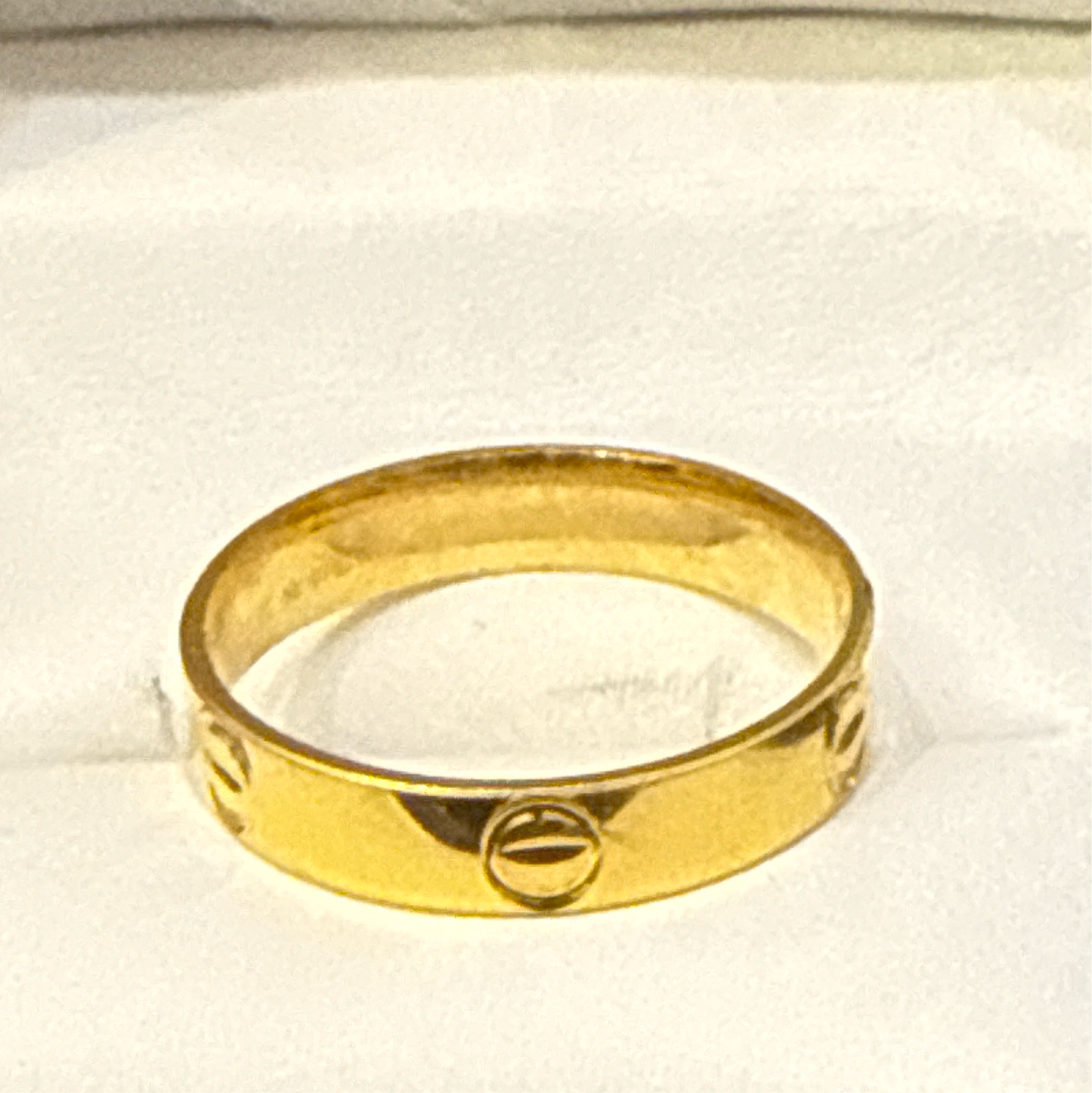 Unisex Love Screw Top Design Ring 22K Gold Size 8 Weight:3.2g  SKU: R0211U