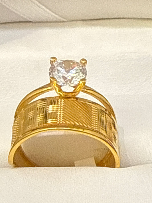 Ring 22K Gold Size8, Weight: 5.3g  SKU:R125w