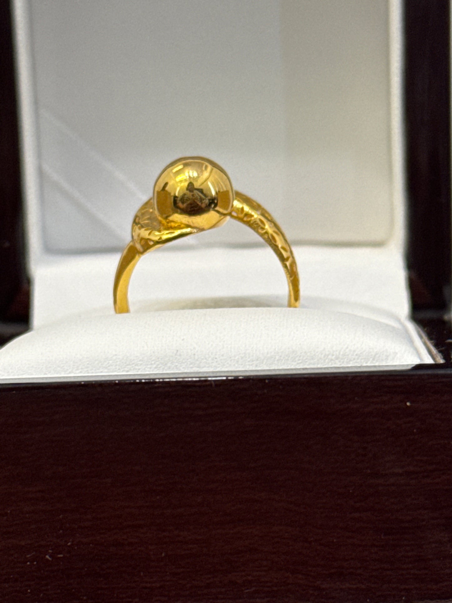 Women’s Ring for Italian Dubai Morden Style Wedding or Casual 22K Gold Size 8, Weight: 3.3g,  SKU:R181W429