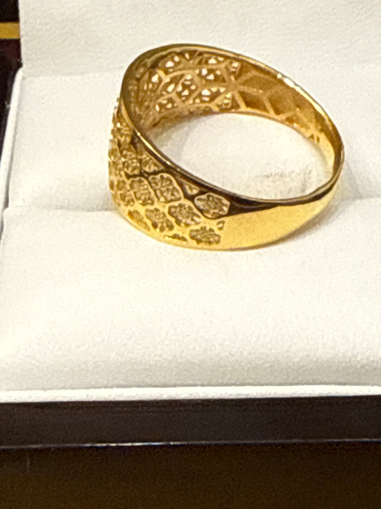 Must Have Contemporary Design a with Modern take with Light Weight Band Open Gallery Index or Second Finger ring for Wedding or Party 22K Gold Size 9, 3.9g  SKU: R0240W