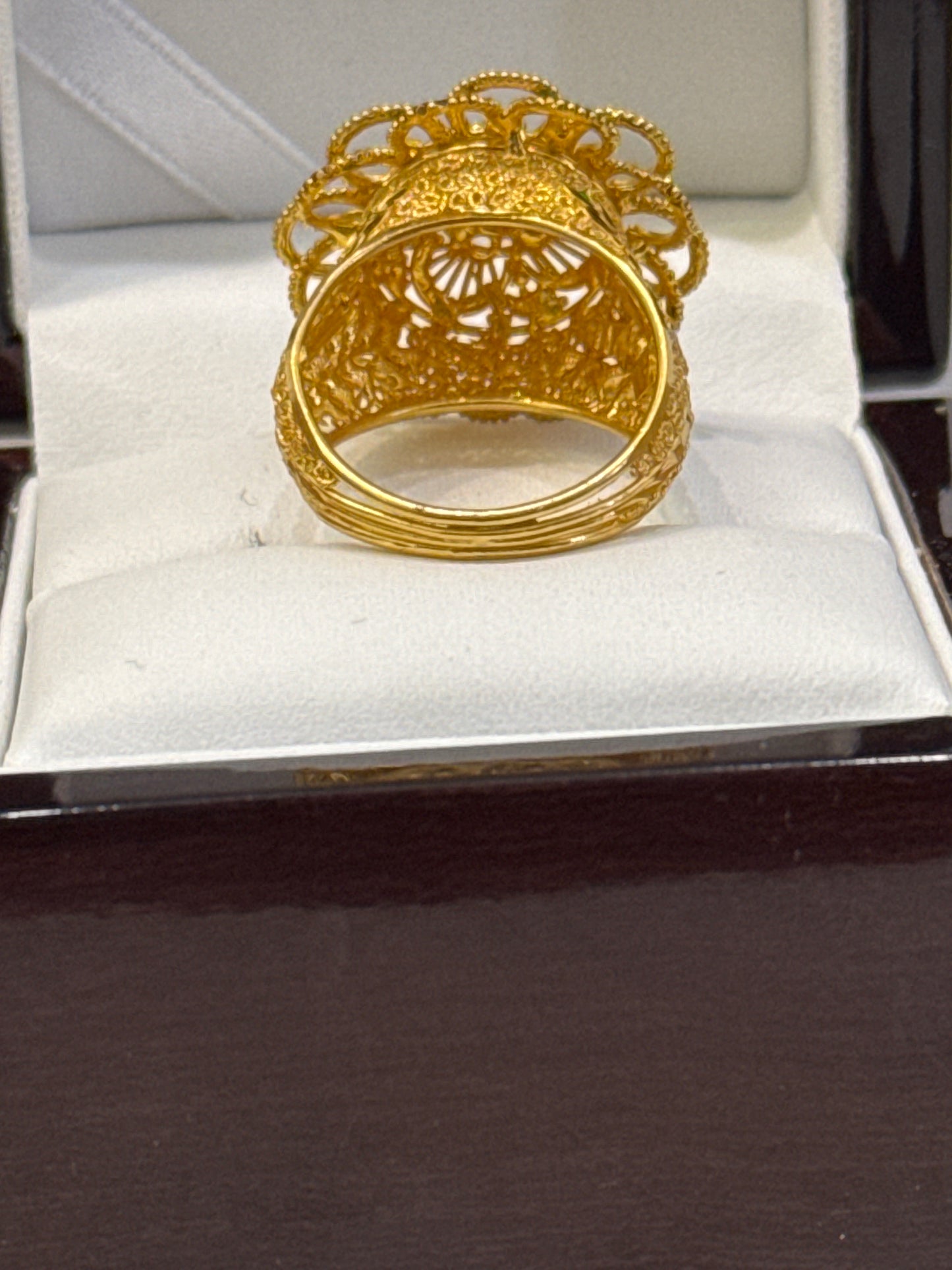 Green, Red & Orange Enamel Traditional Design 22K Gold Ring Size 7.5, 8:0g  SKU: R0186W