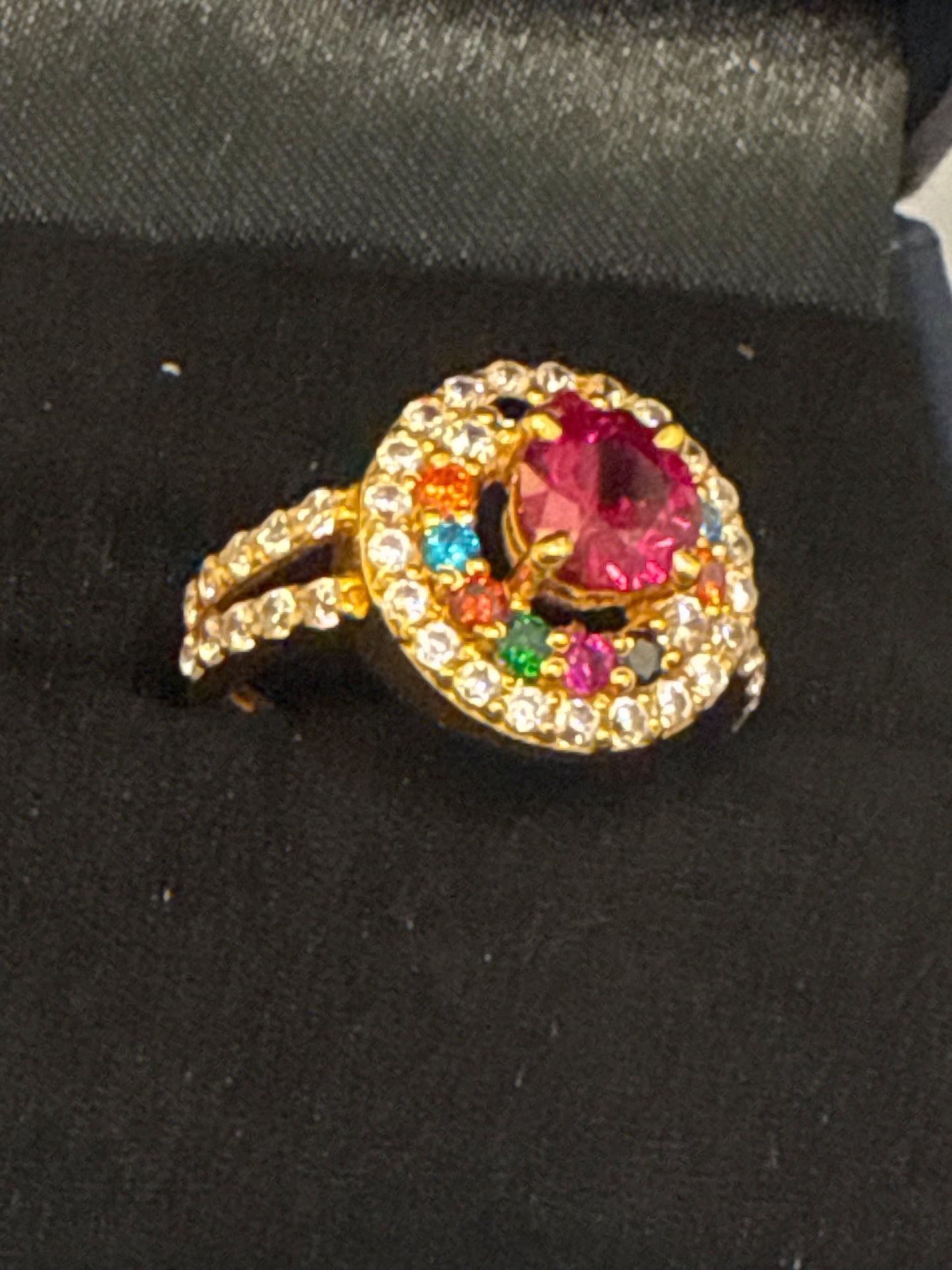 Gemstone Ring 22K Gold Size6.5, Weight: 5.6 SKU:RW073