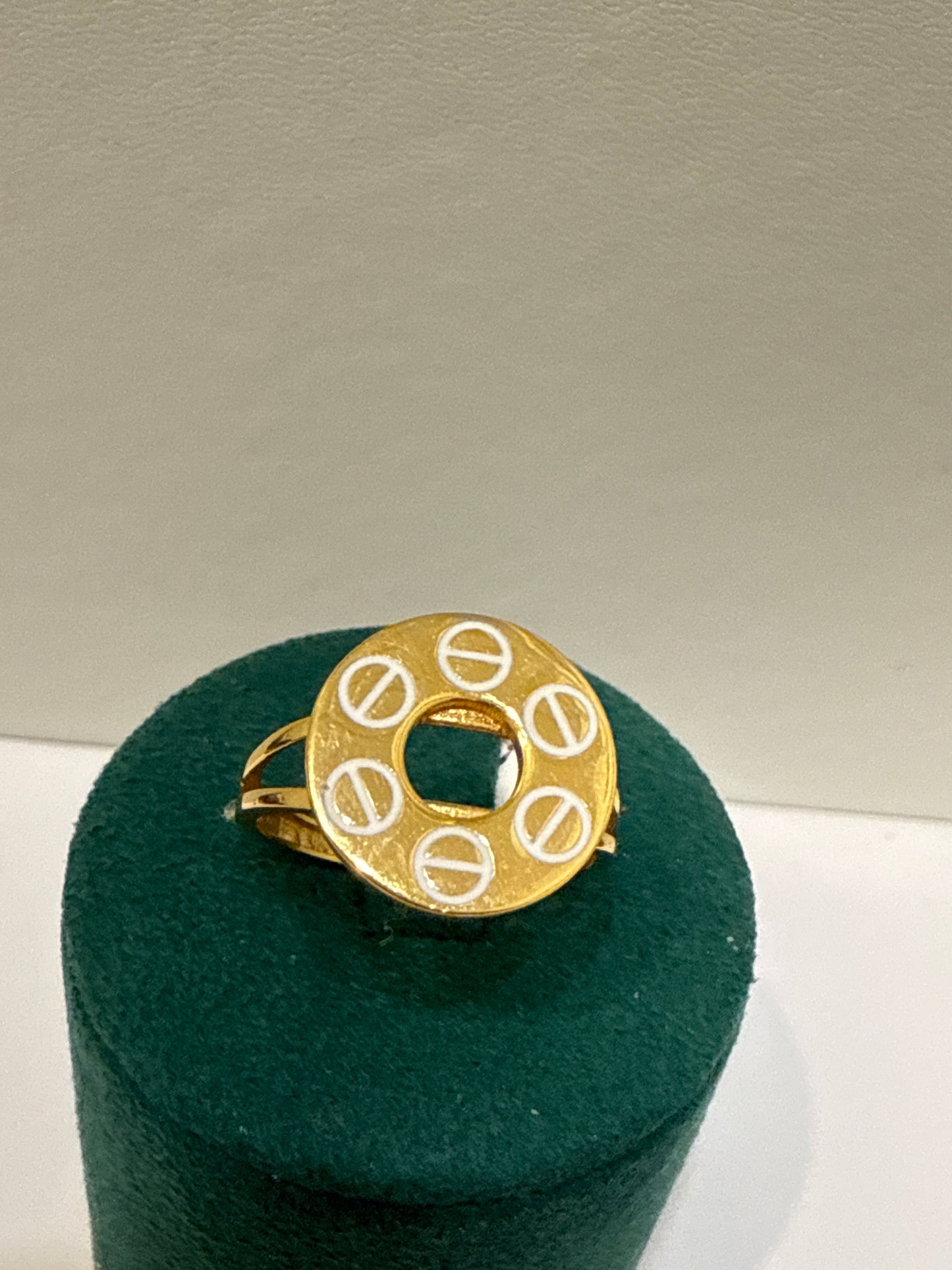 Love Screw Top Medallion Designer Inspired Ring with White Enamel Details in 22K Gold Size 7.5, 3.0g  SKU: R0141M