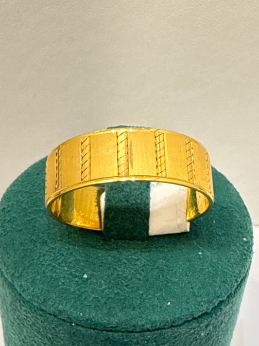 Wedding Band Universal Classic Design in 22K Gold with Size 12, 6.7g  SKU: R0212M
