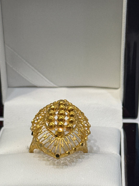 Dubai Morden Oval Design Laser Cut High Polish Shine Ring 22K Gold Size 8, Weight: 5.0g SKU:R165W