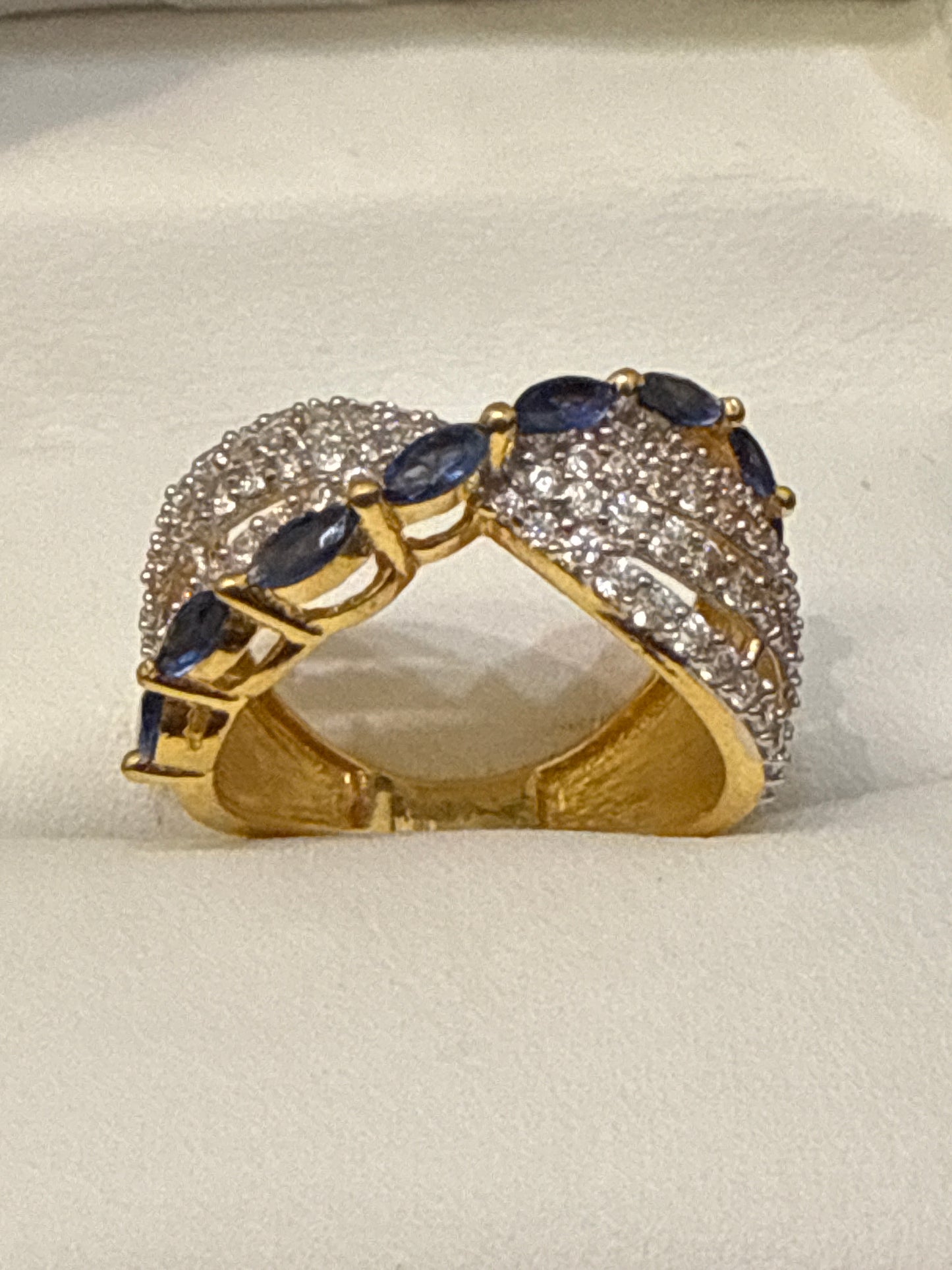 Ring 22K Gold Size5.5, Weight: 5.7g  SKU:R137w