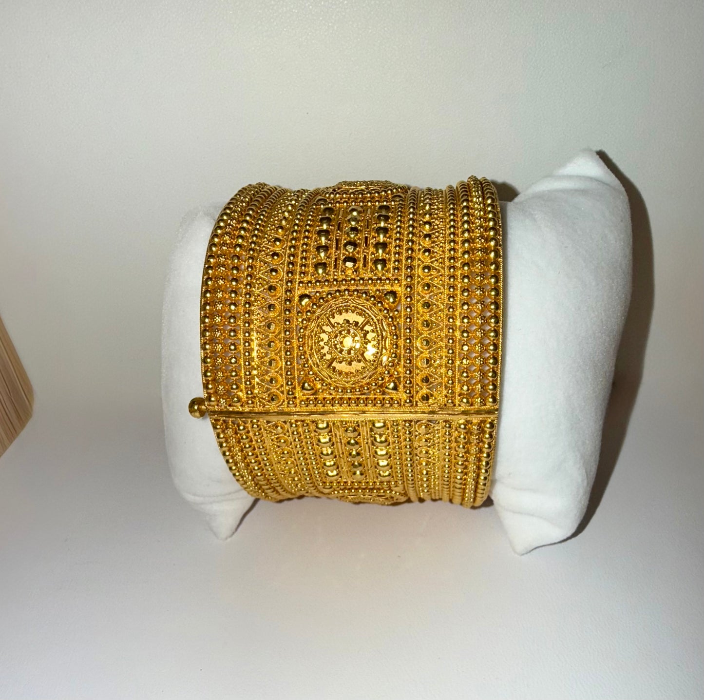 22K Gold Handmade Wedding Wide bangle 90.4g SKU BA002